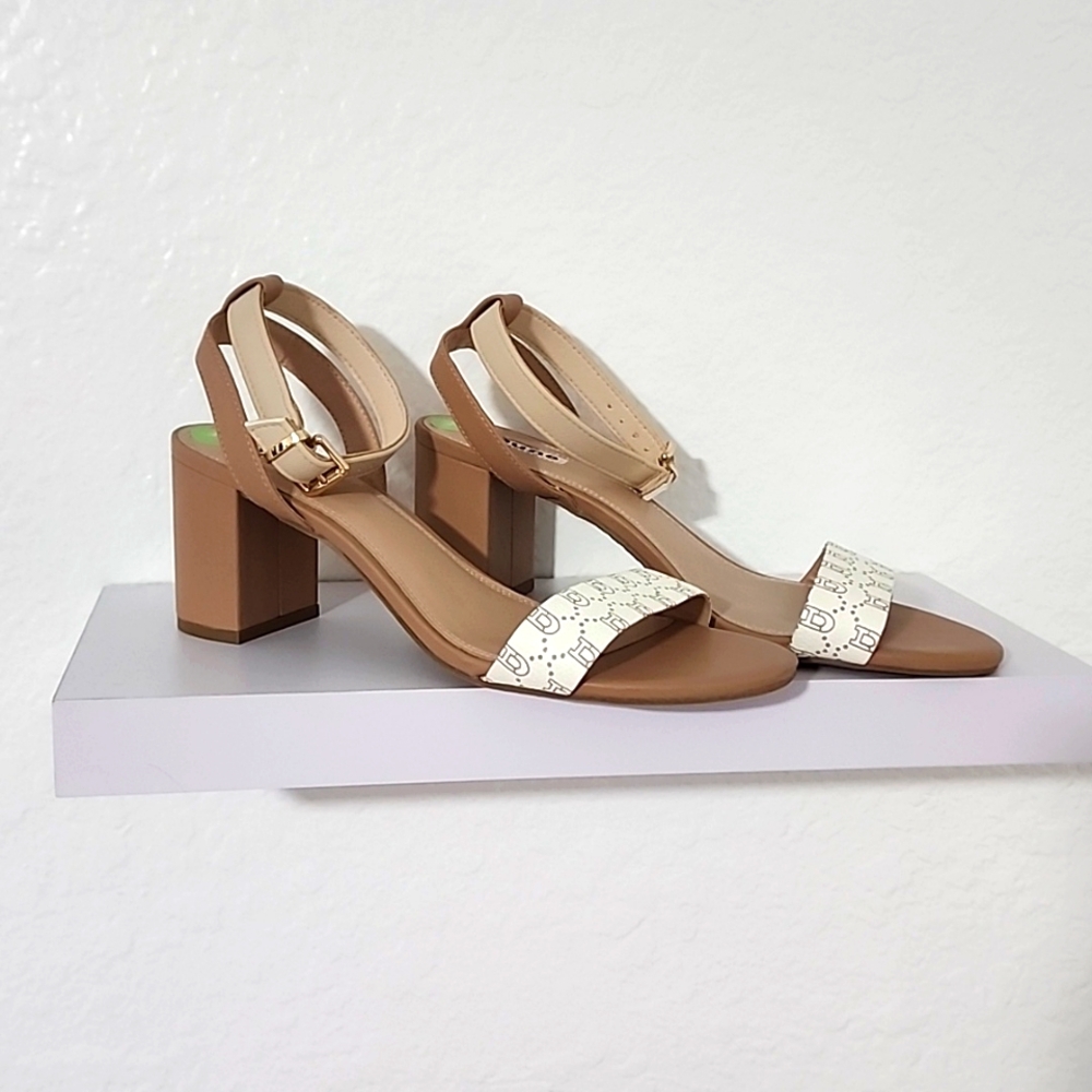 Dune London Women's New, Cream & Beige Sandals.  Size US 9. UK 7